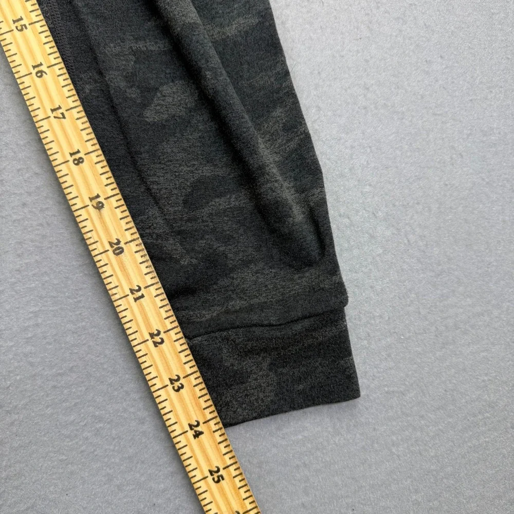 Vuori Performance Jogger Womens XS Charcoal Gray Camo VW303 Activewear Pants
